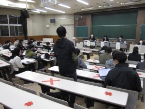 令和４年度工学部及び修士課程工学専攻の学生と工学部長との懇談会